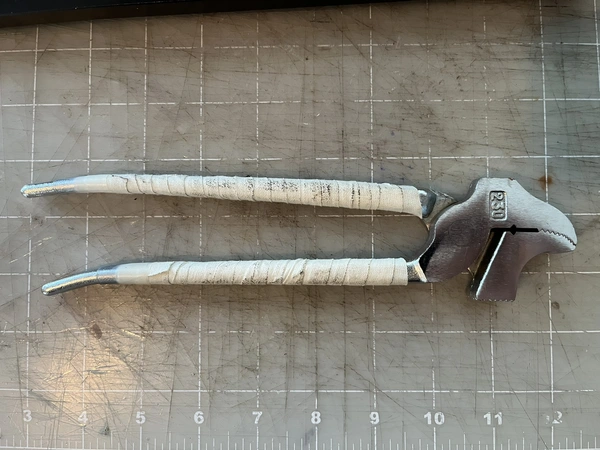 photo of Schein 230 lasting pliers