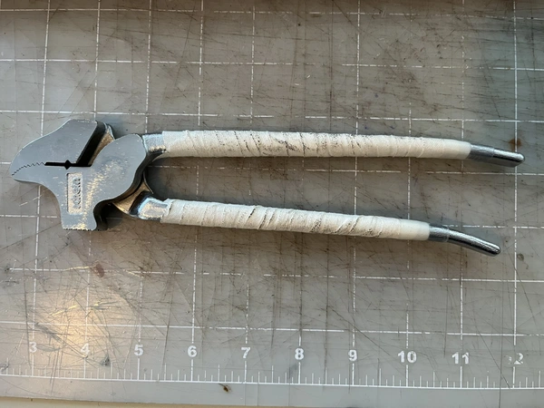 photo of Schein 230 lasting pliers